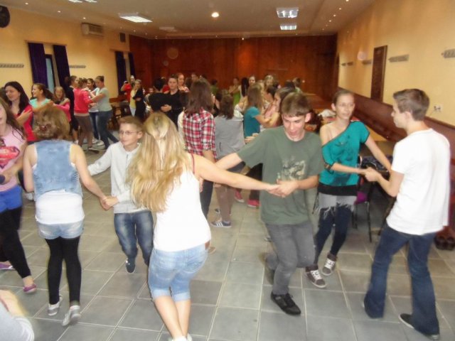bga-12-ha-01-0826-szekelykeve-tanctanulas-26
